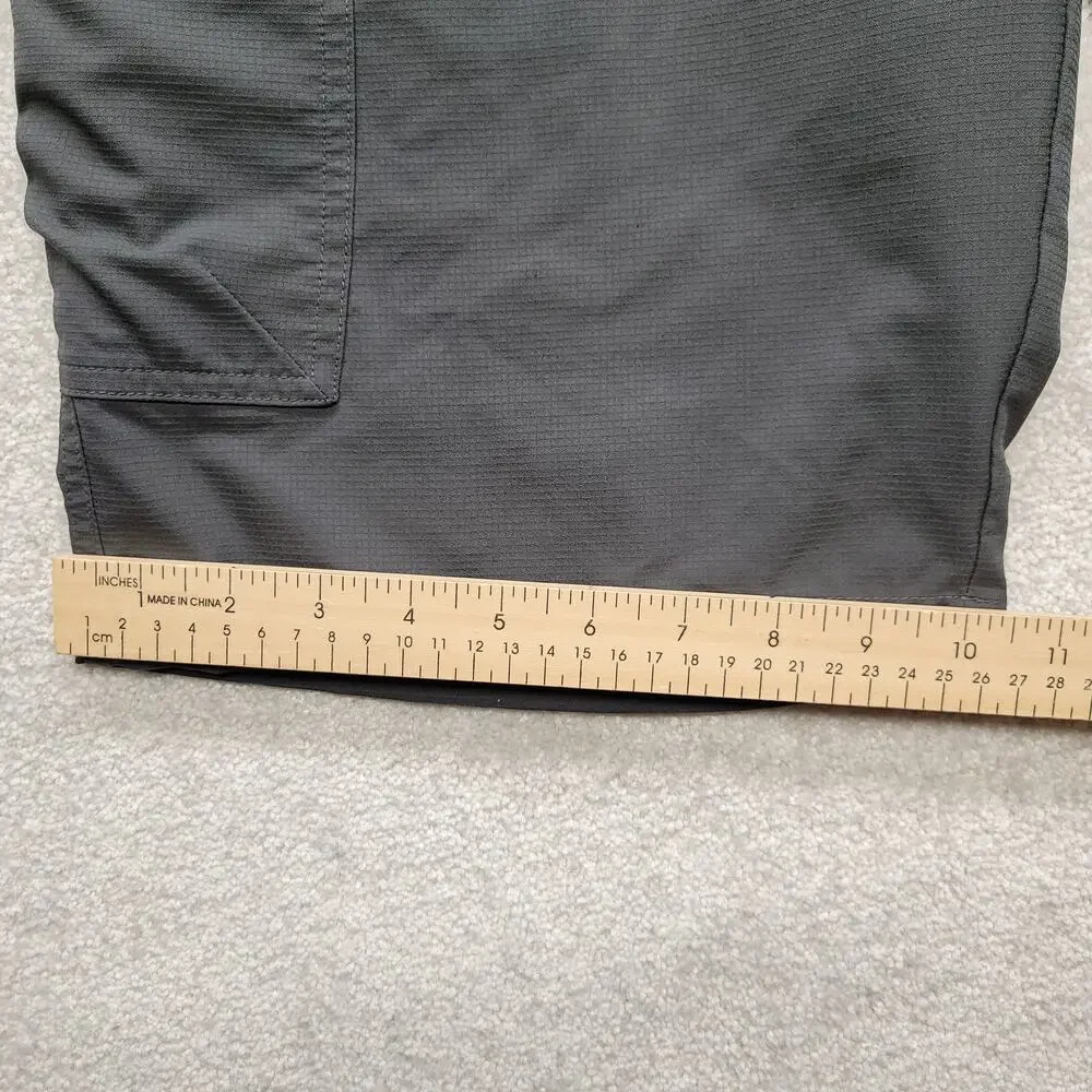 Columbia Mens Cargo Shorts Gray Omni-Shade UPF Regular Fit Size 32 11 Inseam